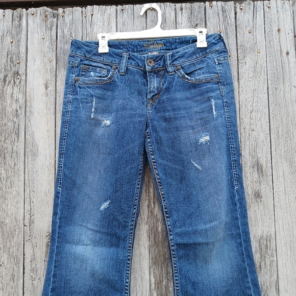 Silver Jeans LOLA Women 29x31 Blue Flare Relaxed Dark Wash Distressed Low Rise - Picture 2 of 5